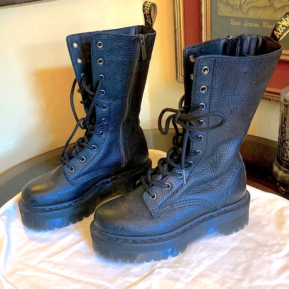 Dr Martens Jagger leather platform lace up boots READ Description doc martens